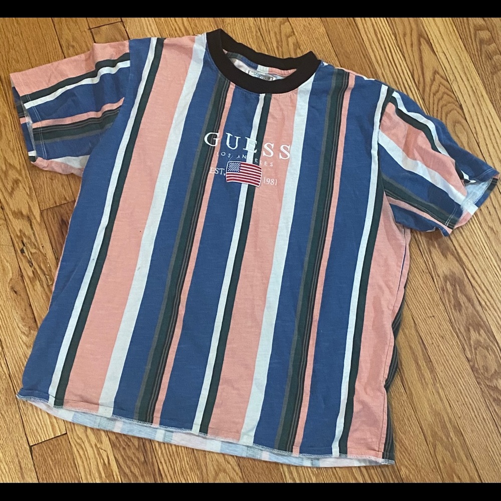 Guess t-shirt.